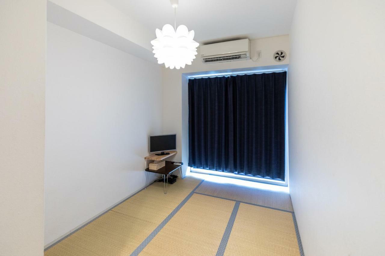 Tabist Gloire Osaka Apartment Bagian luar foto